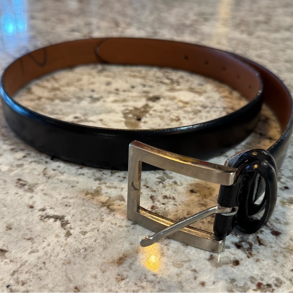 Florsheim Black and Brown Leather Belt